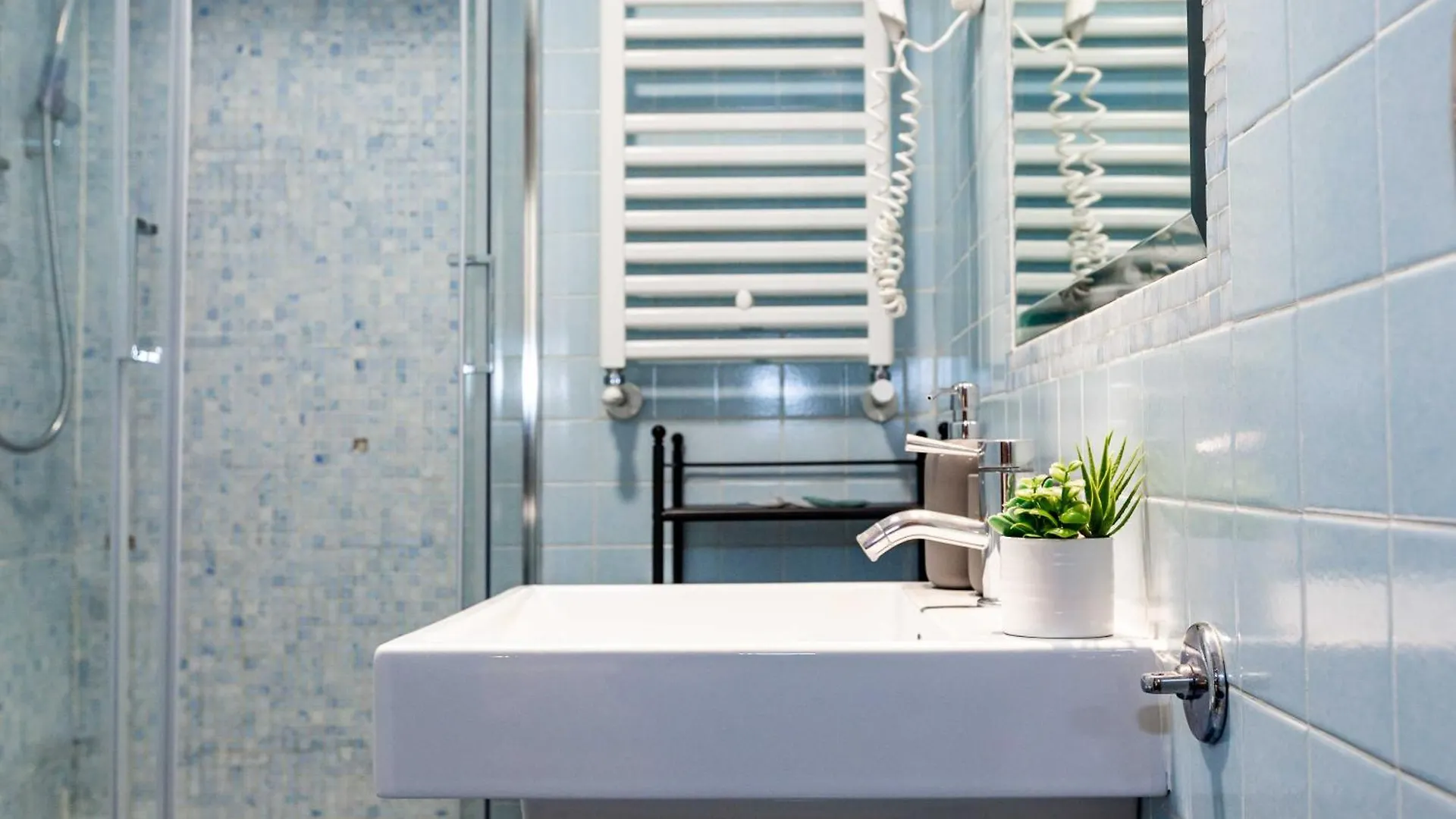 Guest house Termini - Zen Guesthouse- Zen01 Rome Italy