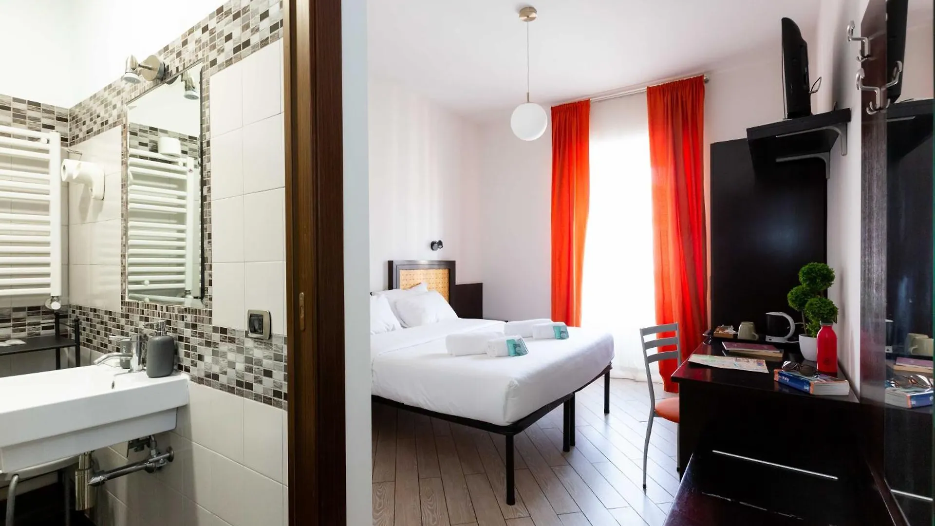 Termini - Zen Guesthouse- Zen01 Rome Italy